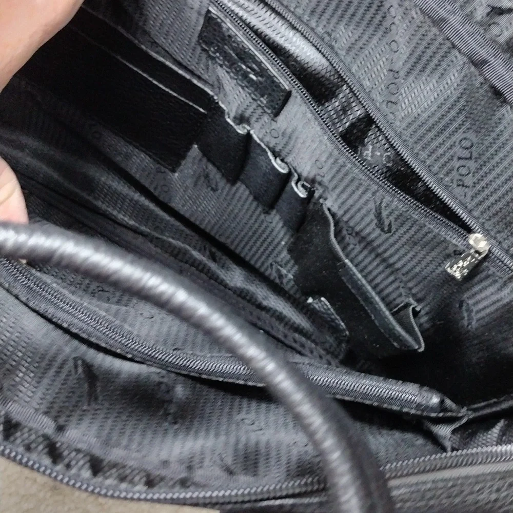 Crocodile brand unisex black pebbled leather bag. NWT.